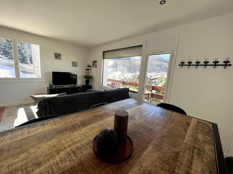 Appartement Cocooning 2 Chambres Гурет Екстериор снимка