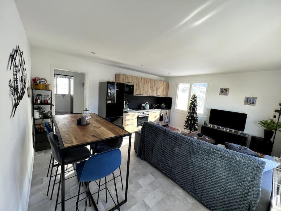 Appartement Cocooning 2 Chambres Гурет Екстериор снимка